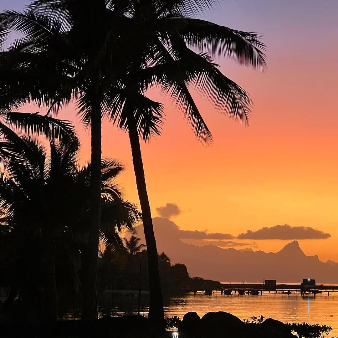 tahiti sunset beach